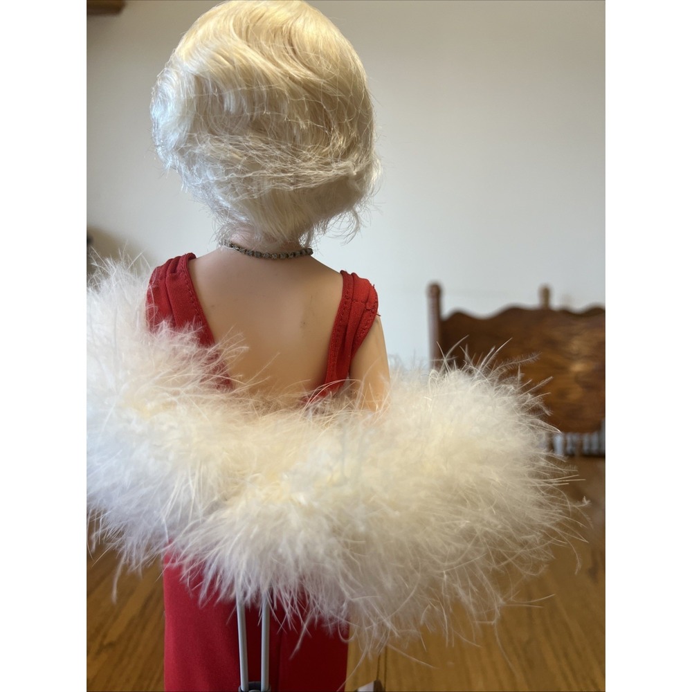 Vintage World Doll 1983 Marilyn Monroe 18" /no Box - Picture 5 of 6